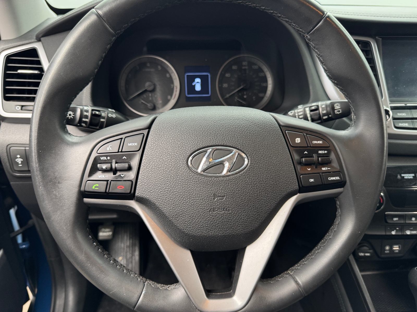Thumbnail: 2017 Hyundai Tucson - 4