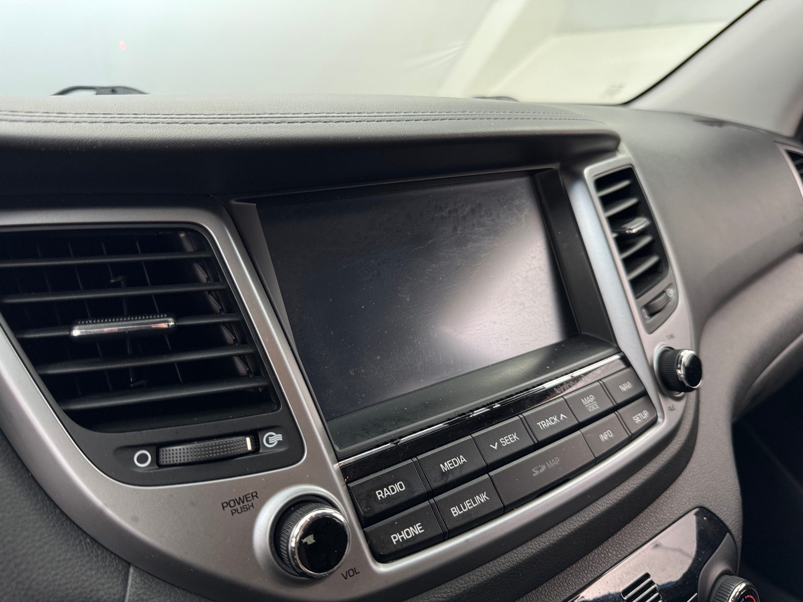 Thumbnail: 2017 Hyundai Tucson - 3