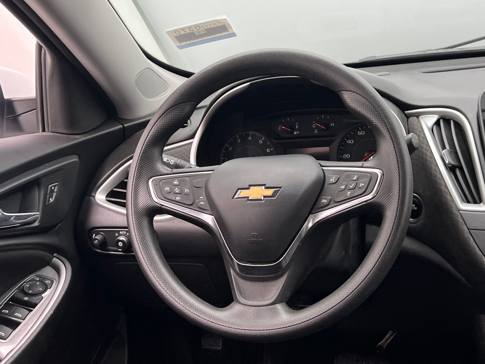 Thumbnail: 2020 Chevrolet Malibu - 5