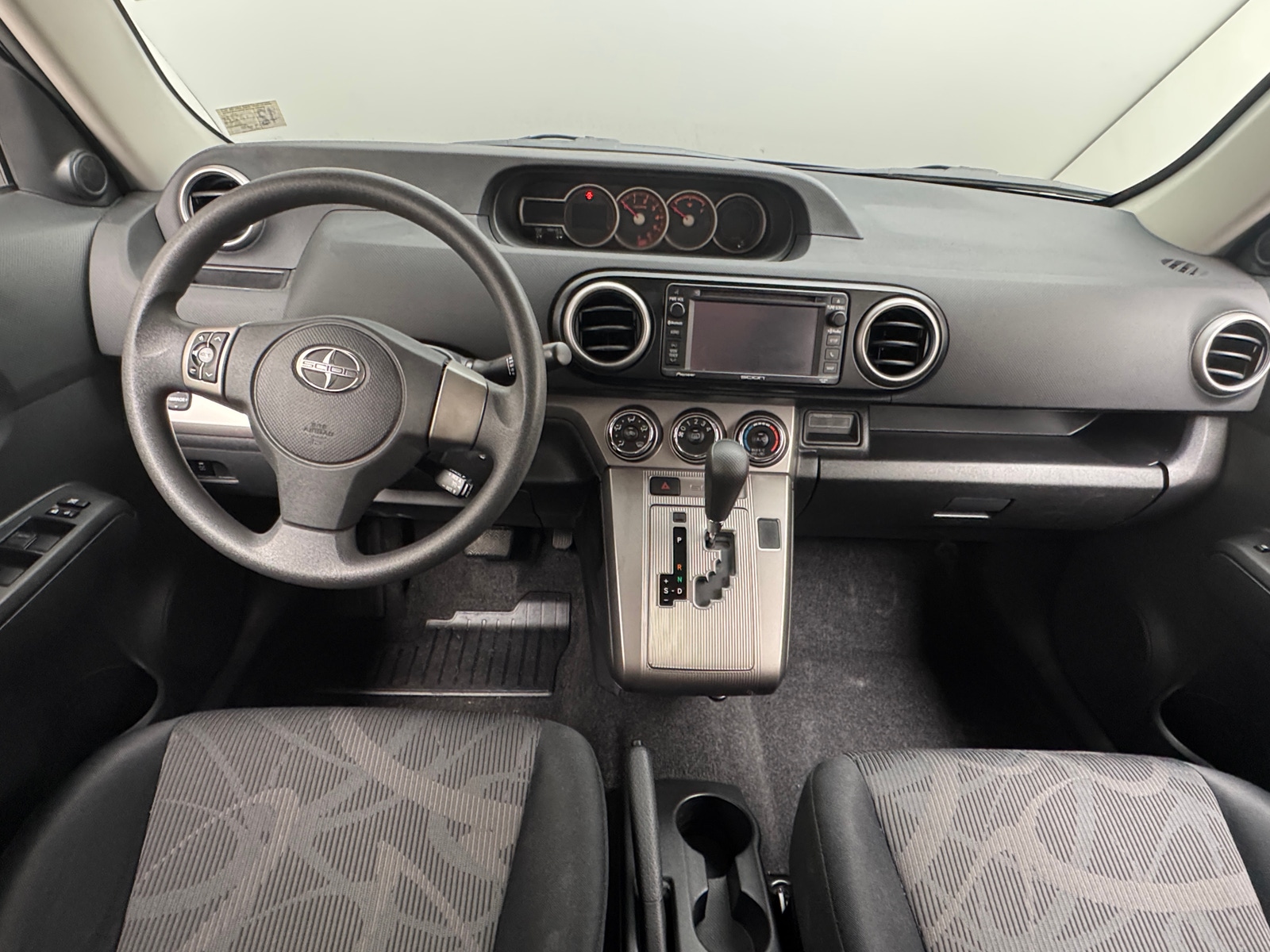 Thumbnail: 2014 Scion xB - 3