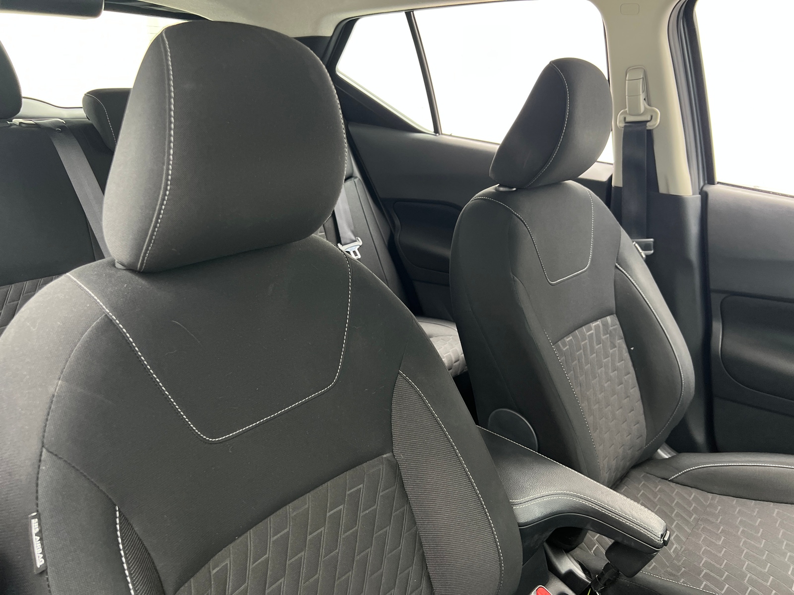 Thumbnail: 2021 Nissan Kicks - 2