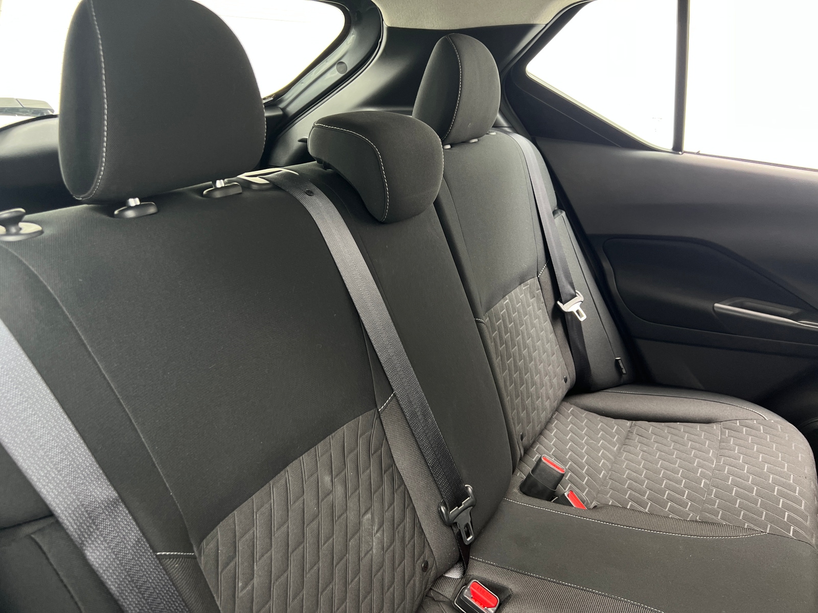 Thumbnail: 2021 Nissan Kicks - 6
