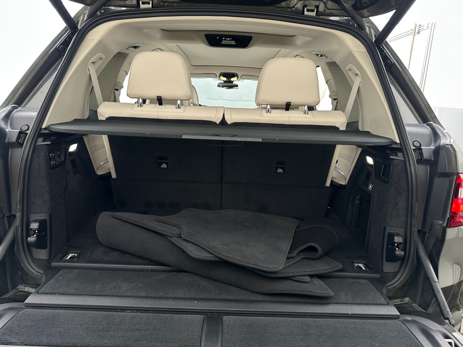 Thumbnail: 2020 BMW X7 - 6