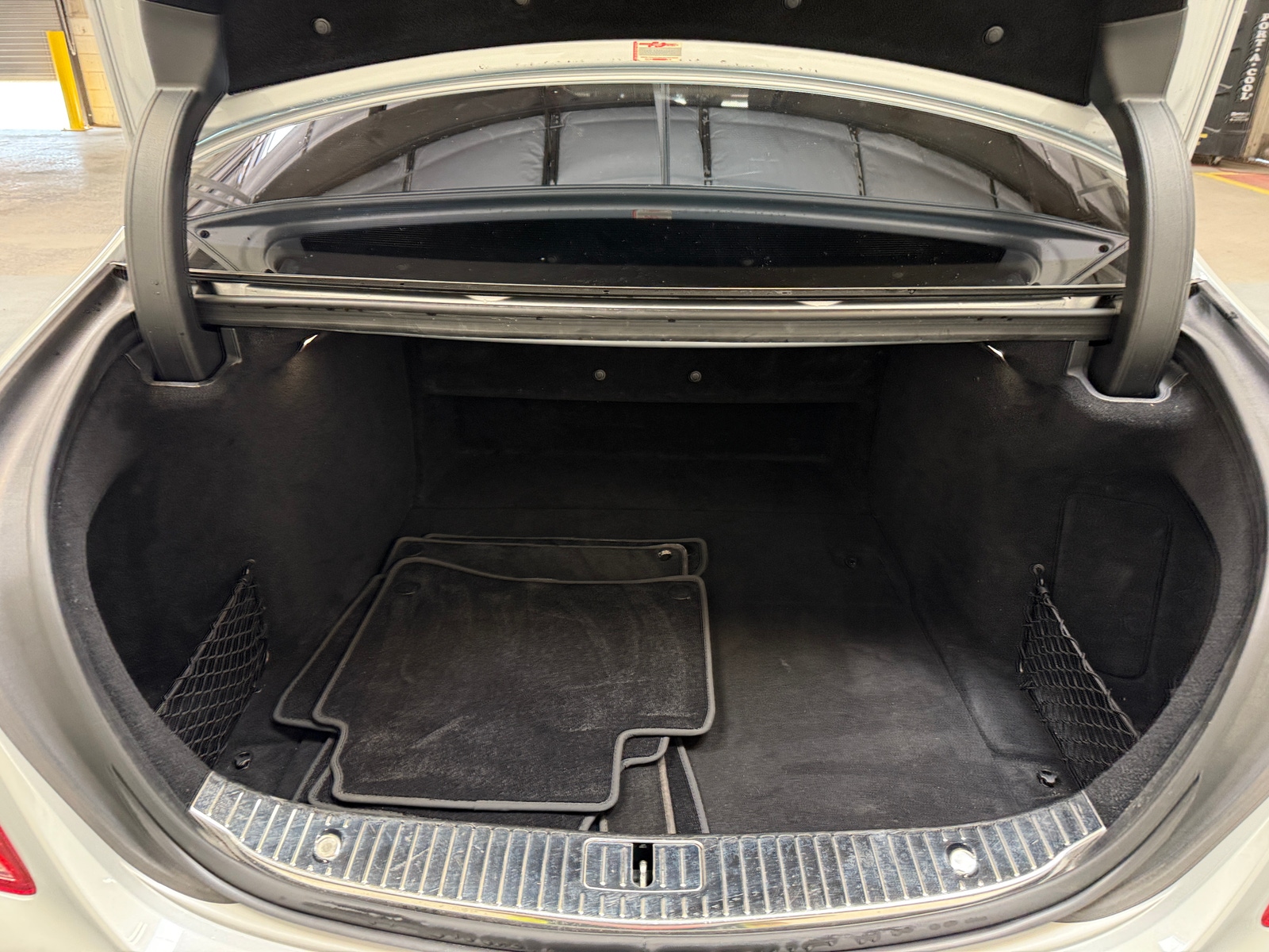 Thumbnail: 2014 Mercedes-Benz S-Class - 6