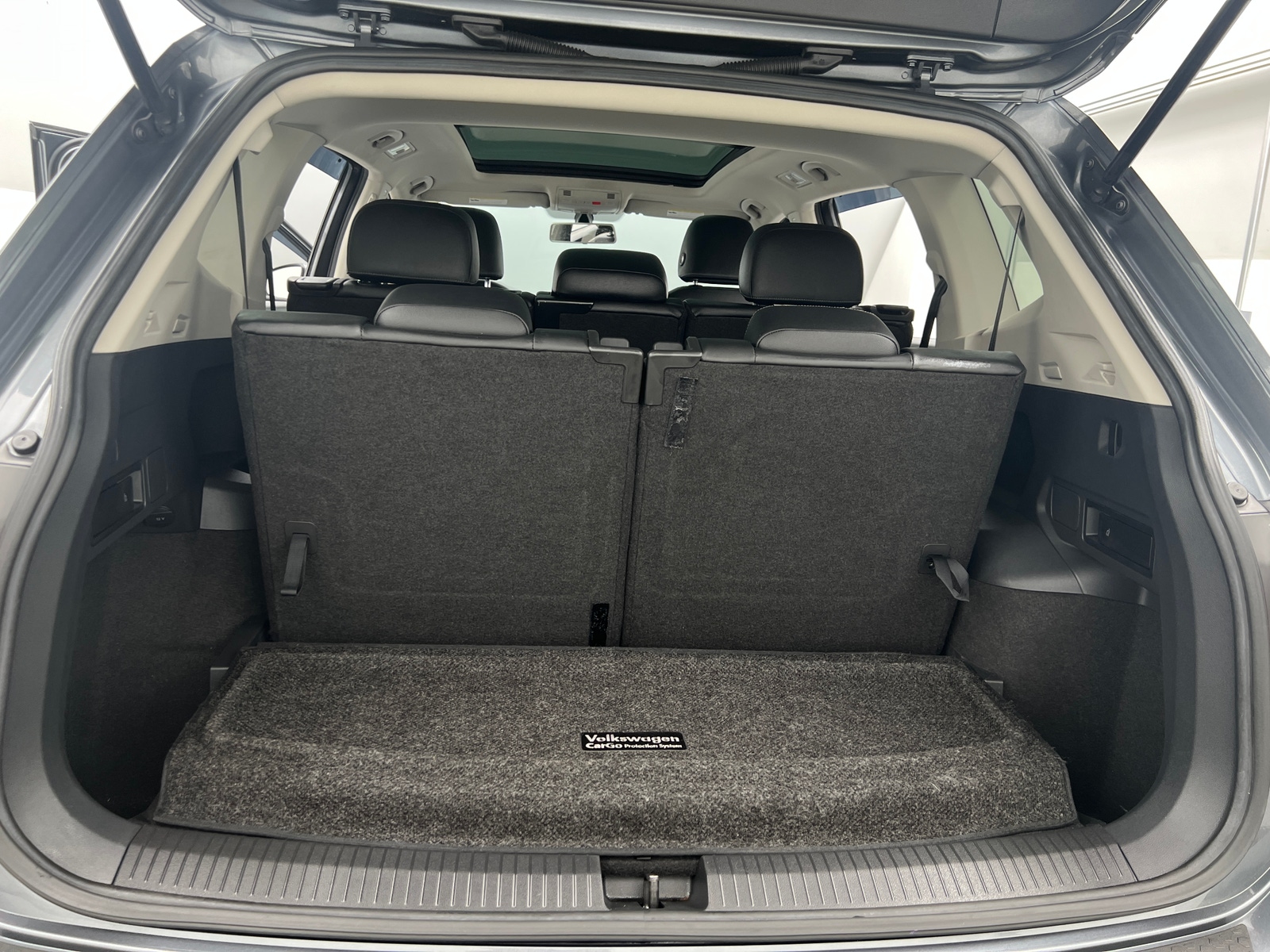 Thumbnail: 2018 Volkswagen Tiguan - 6