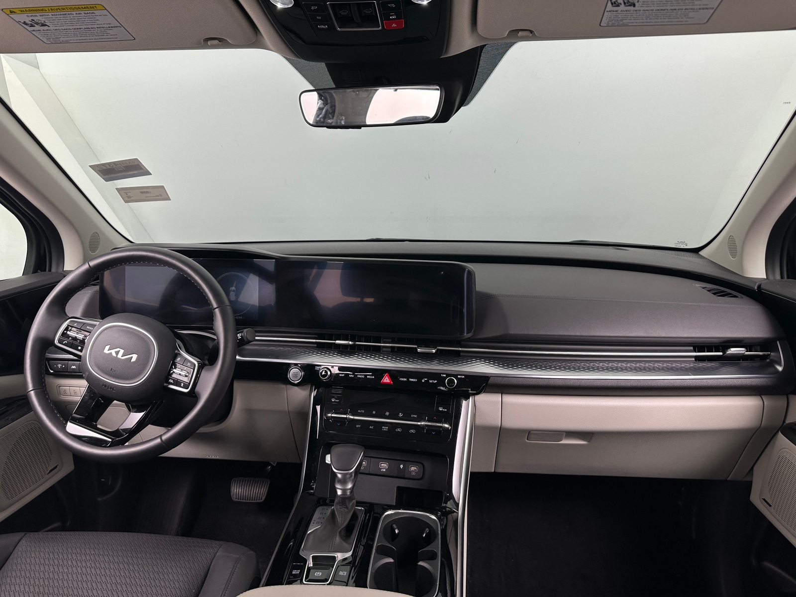 Thumbnail: 2024 Kia Carnival - 2