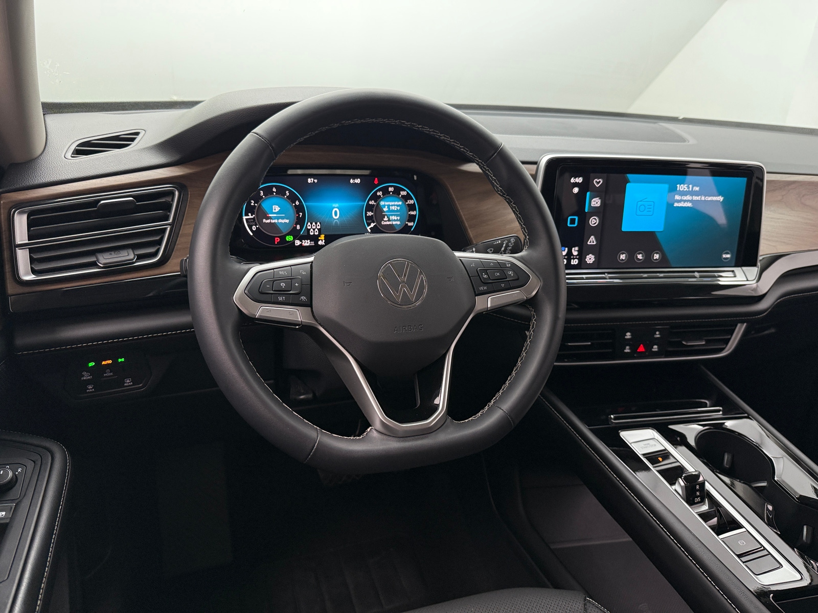 Thumbnail: 2024 Volkswagen Atlas - 4