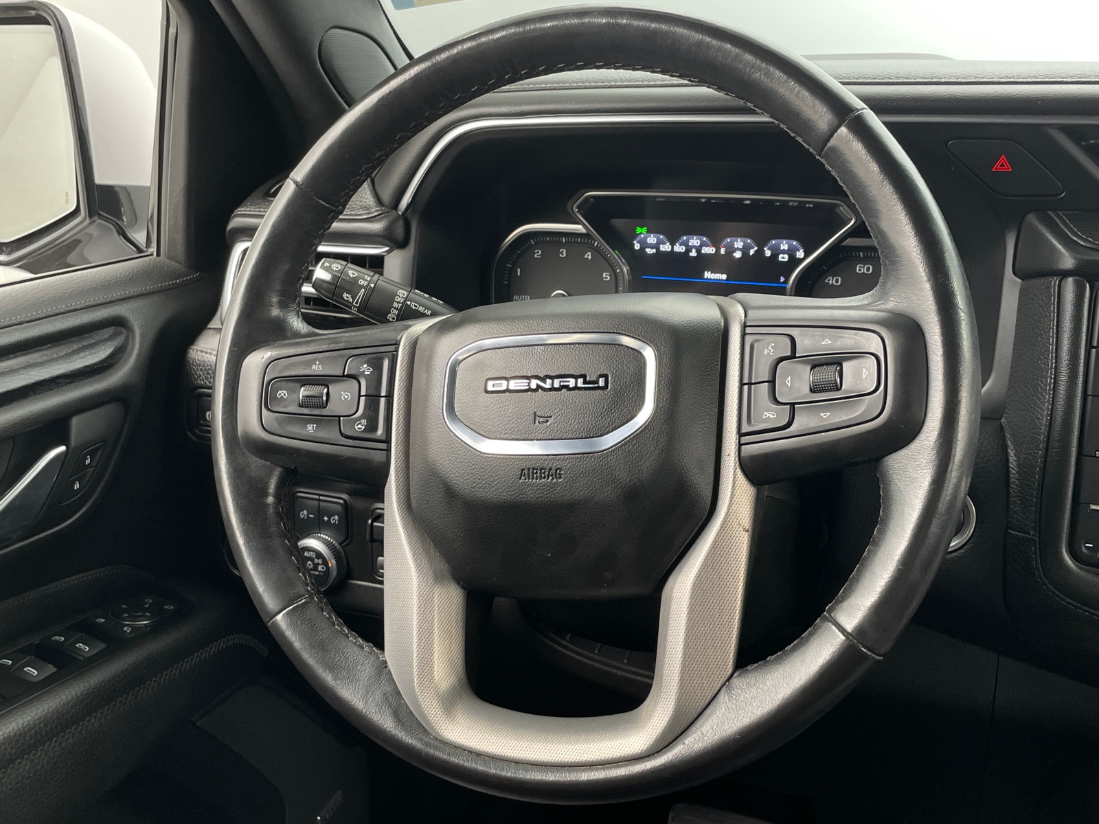 Thumbnail: 2021 GMC Yukon - 4