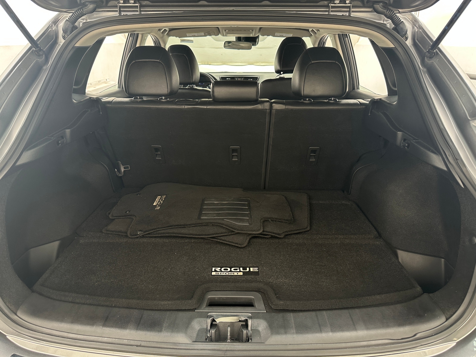 Thumbnail: 2021 Nissan Rogue Sport - 7