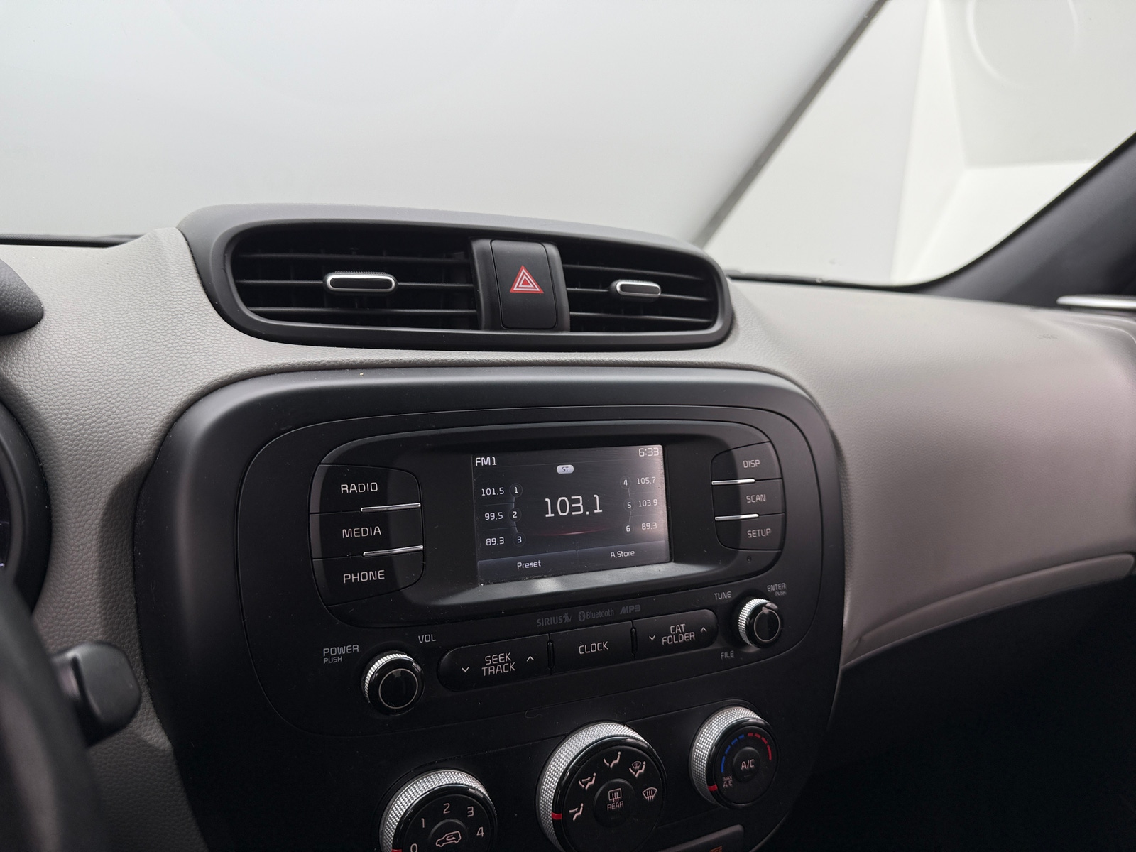 Thumbnail: 2016 Kia Soul - 4