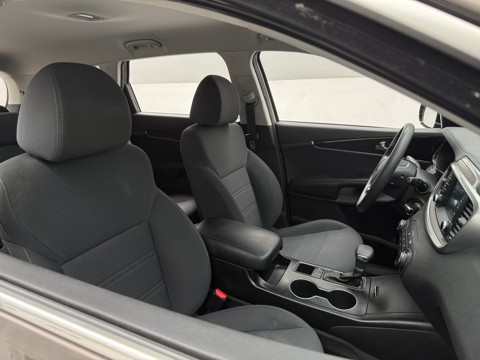 Thumbnail: 2019 Kia Sorento - 2