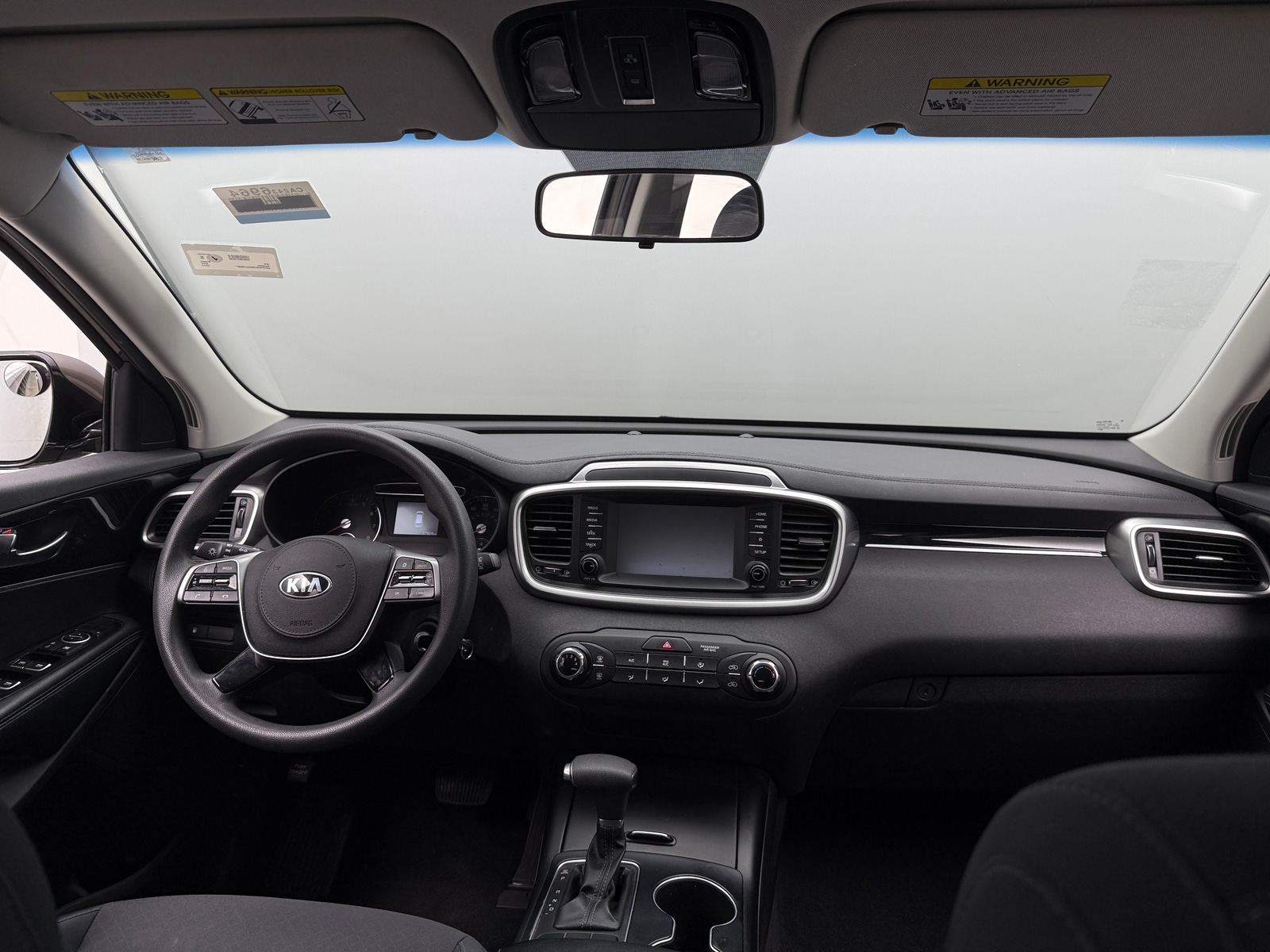 Thumbnail: 2019 Kia Sorento - 3