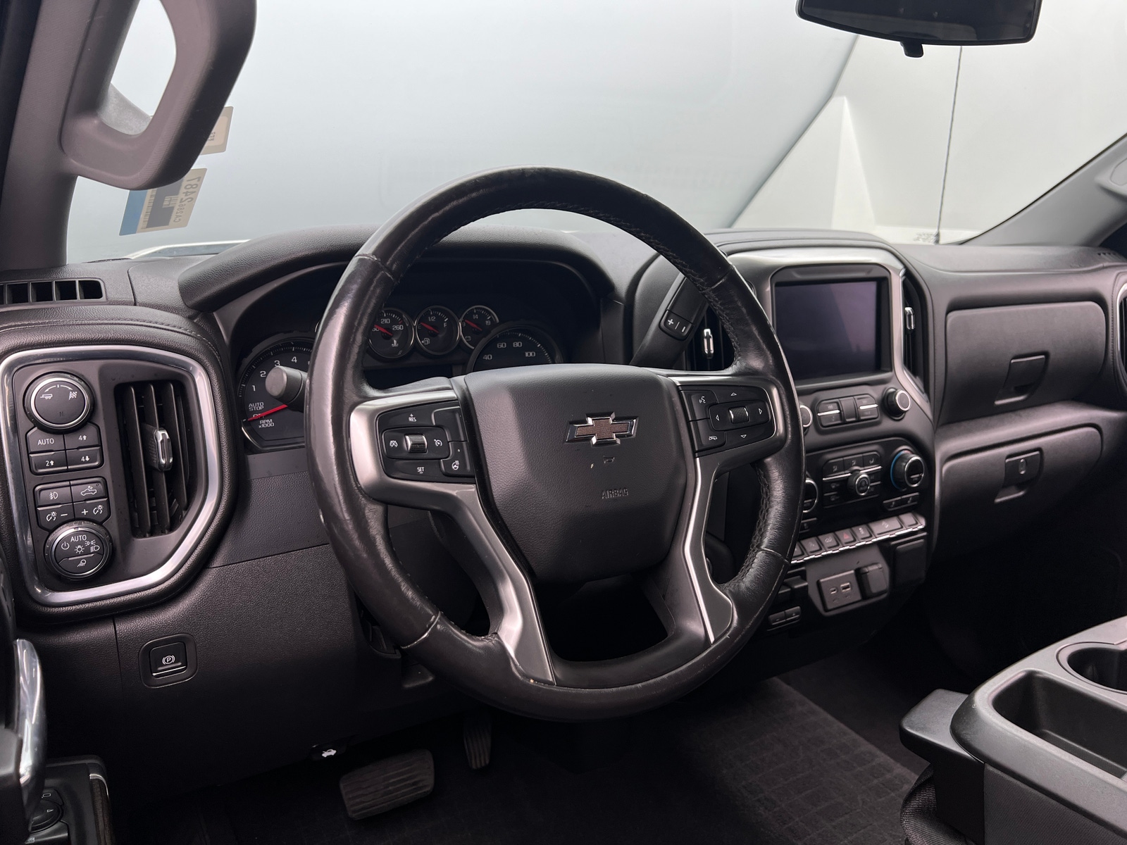 Thumbnail: 2019 Chevrolet Silverado 1500 - 5