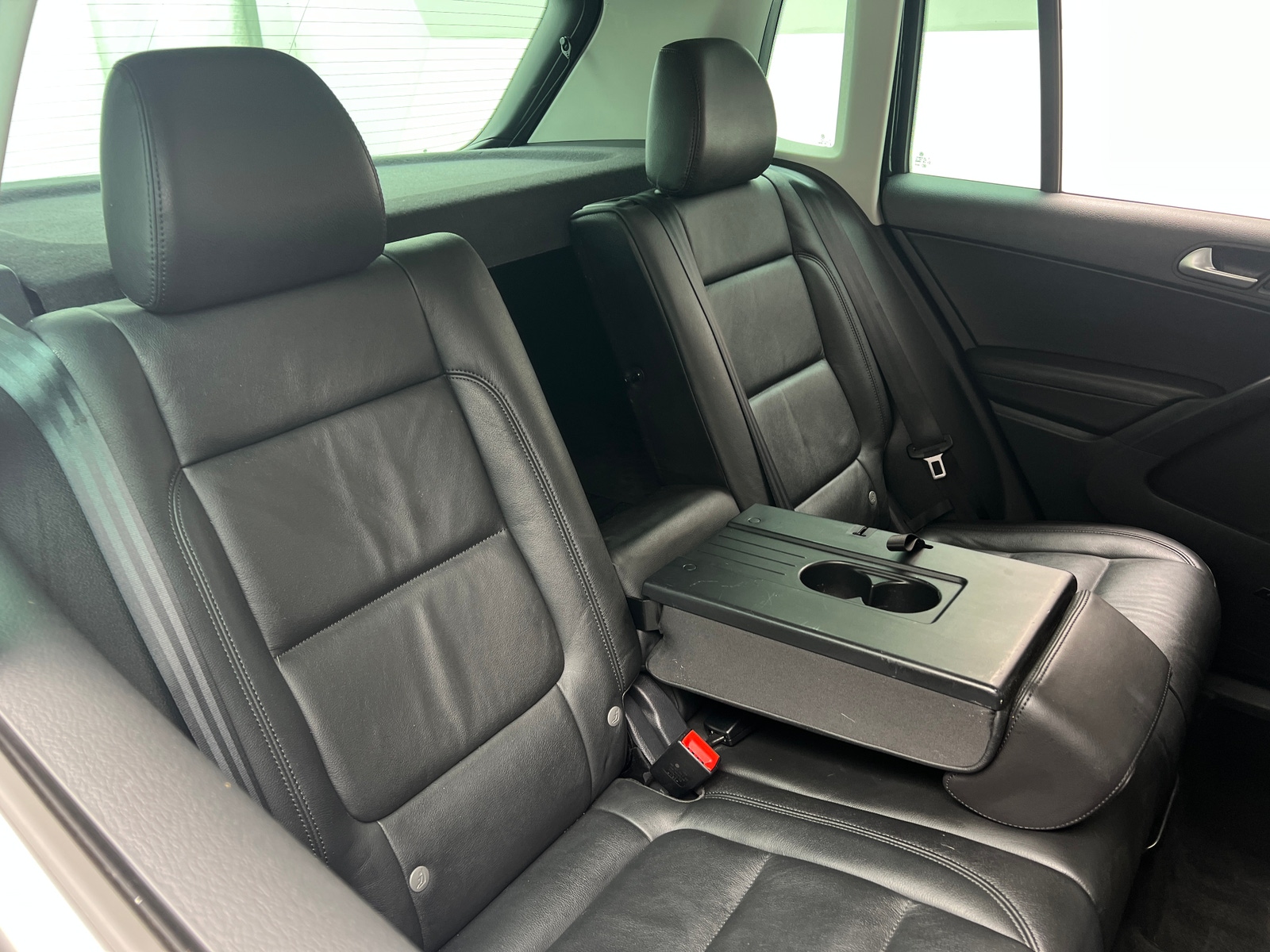 Thumbnail: 2017 Volkswagen Tiguan - 5