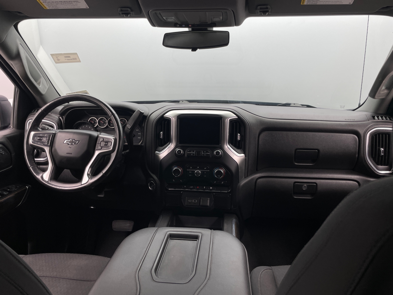 Thumbnail: 2019 Chevrolet Silverado 1500 - 3