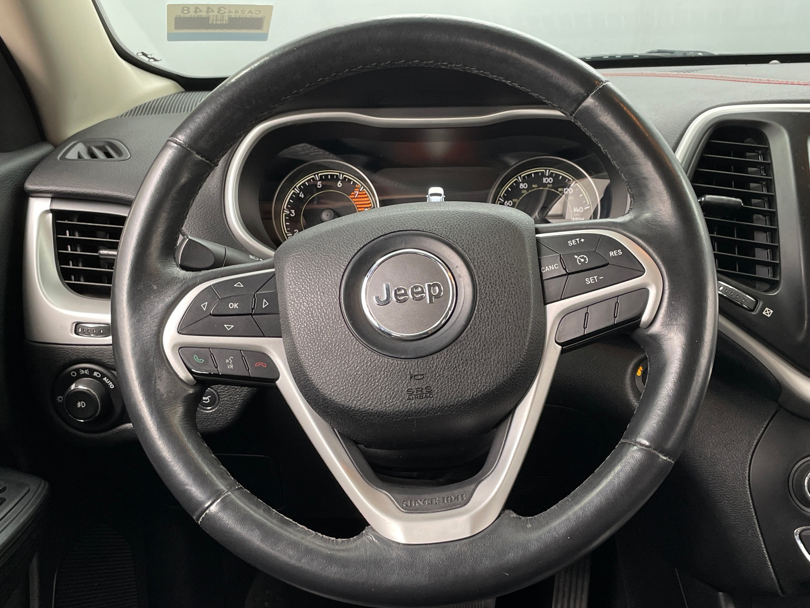 Thumbnail: 2016 Jeep Cherokee - 4
