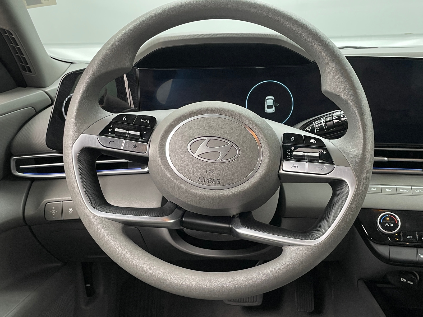 Thumbnail: 2024 Hyundai Elantra - 5