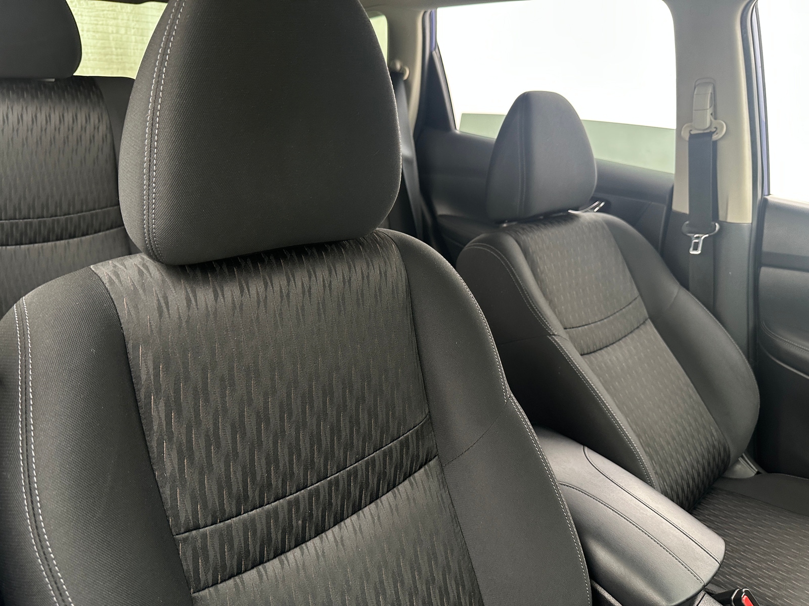 Thumbnail: 2018 Nissan Rogue - 2