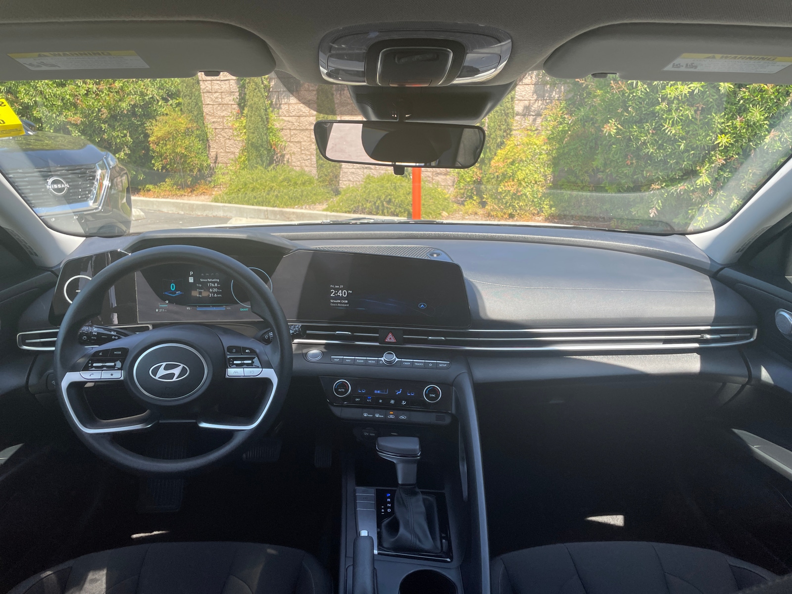 Thumbnail: 2024 Hyundai Elantra - 3