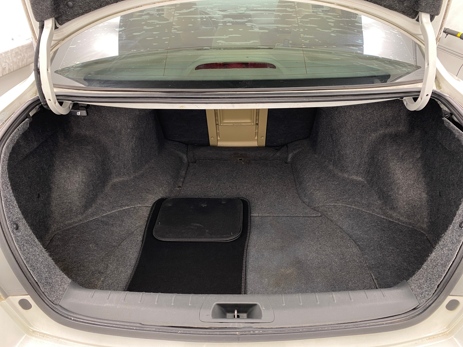 Thumbnail: 2010 Honda Accord - 6