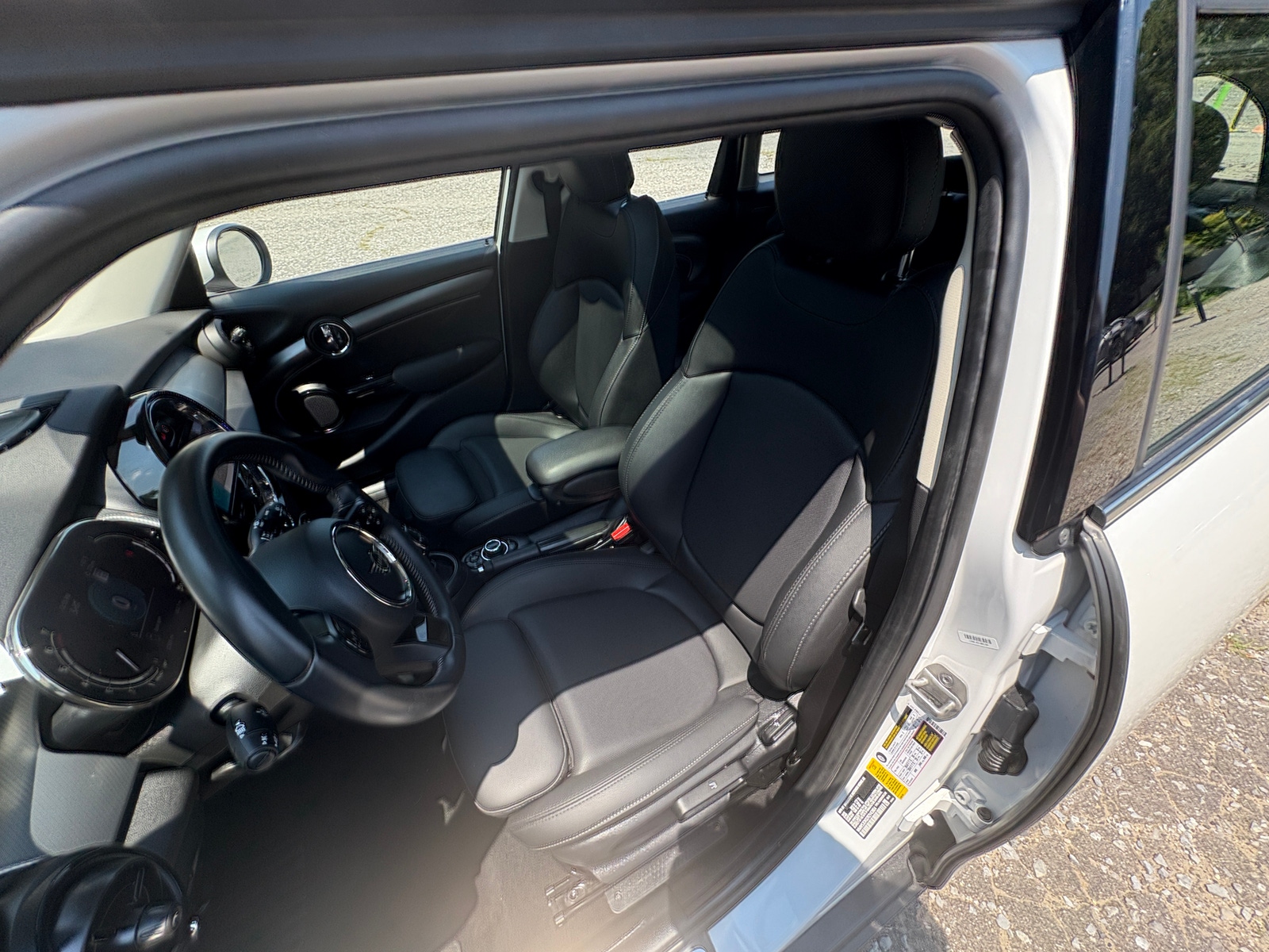 Thumbnail: 2024 MINI Cooper Hardtop - 2