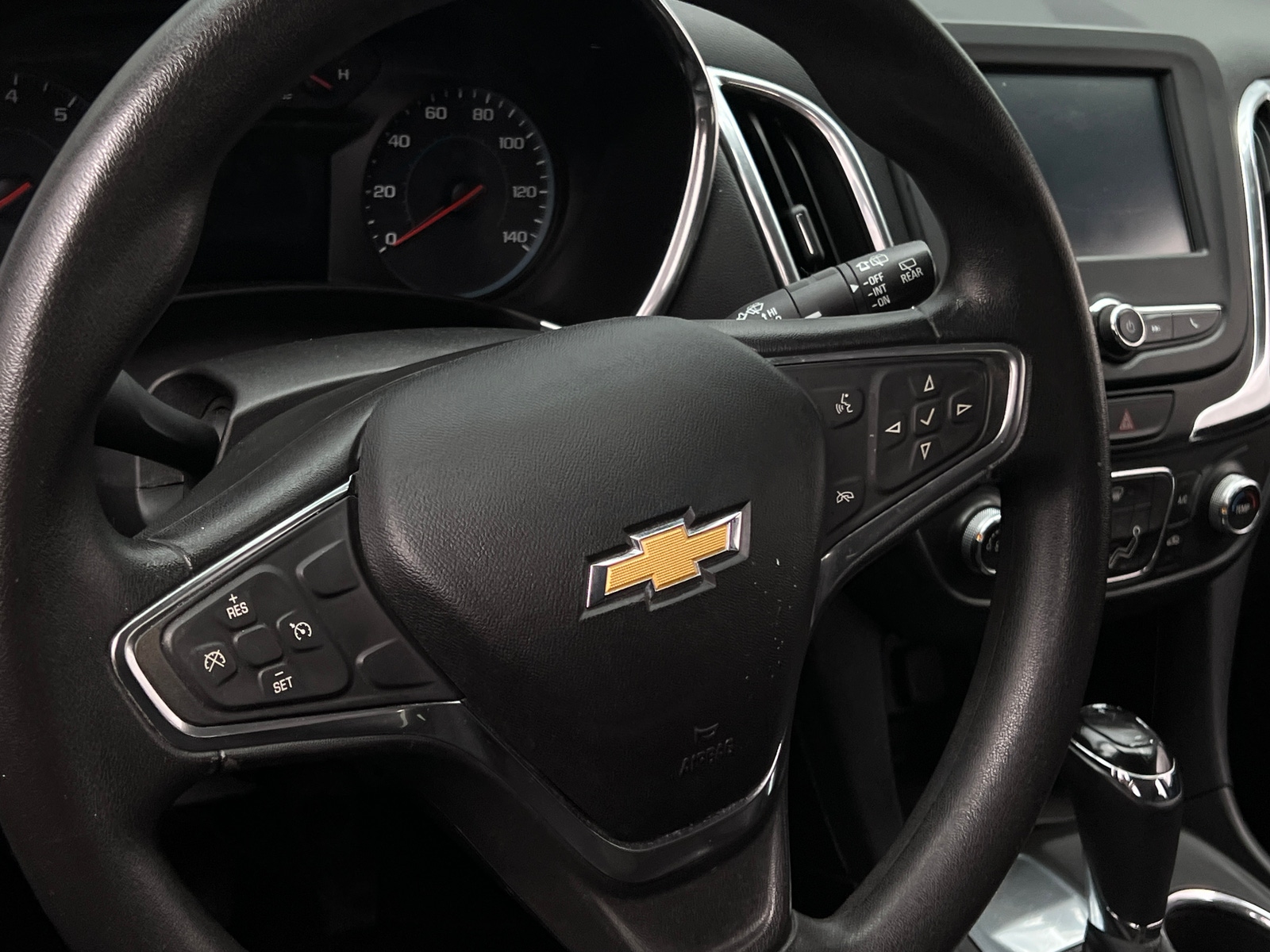 Thumbnail: 2018 Chevrolet Equinox - 5