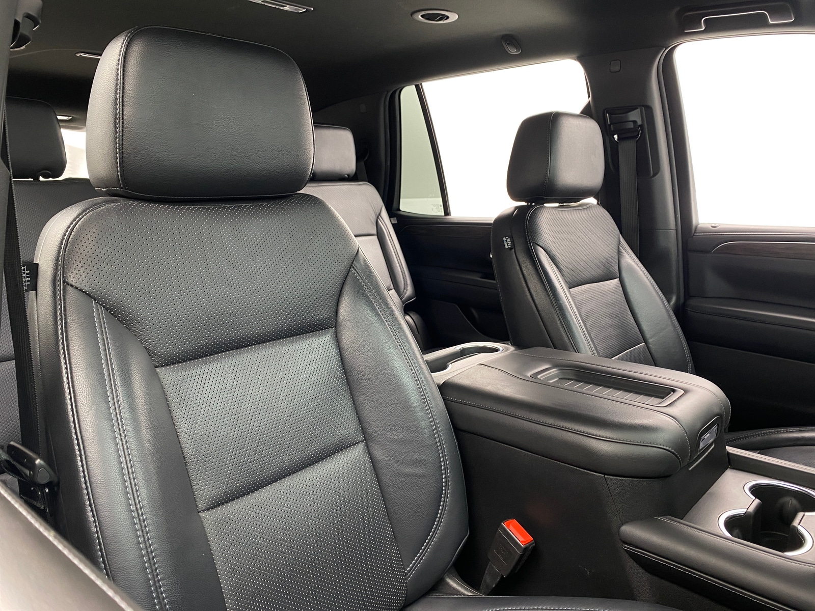 Thumbnail: 2021 Chevrolet Tahoe - 2