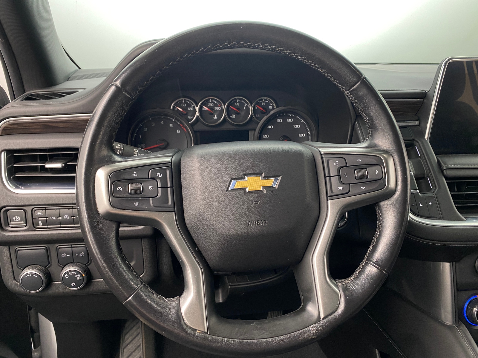Thumbnail: 2021 Chevrolet Tahoe - 5