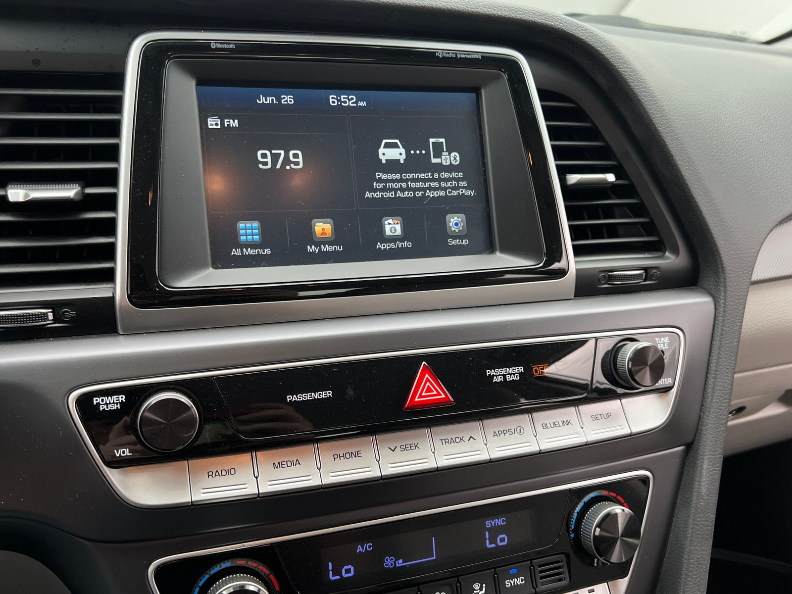 Thumbnail: 2018 Hyundai Sonata - 4