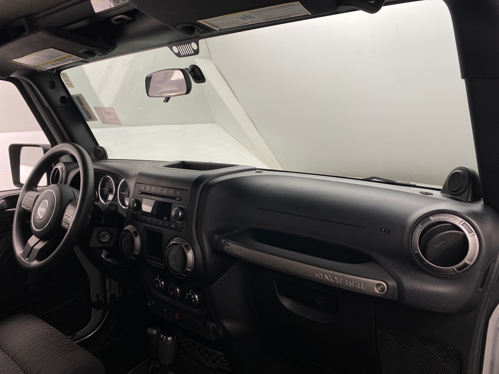 Thumbnail: 2012 Jeep Wrangler - 3