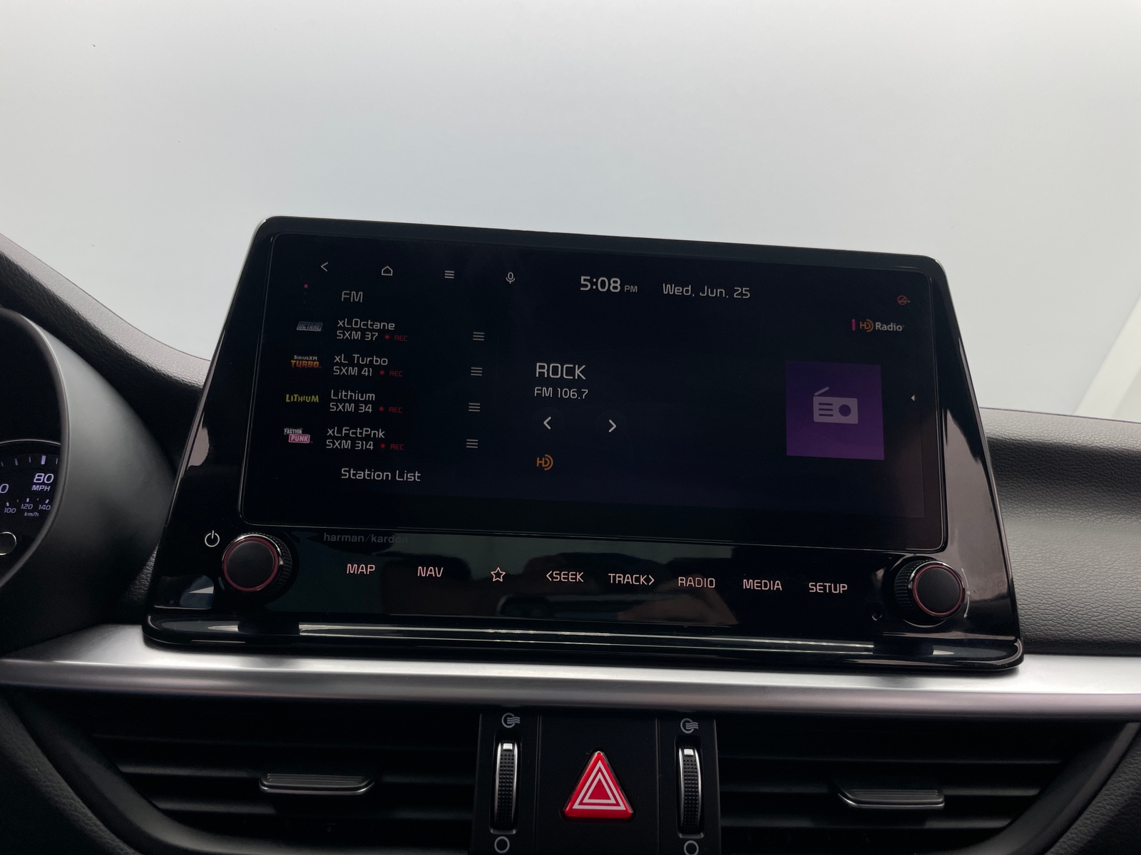 Thumbnail: 2023 Kia Forte - 3