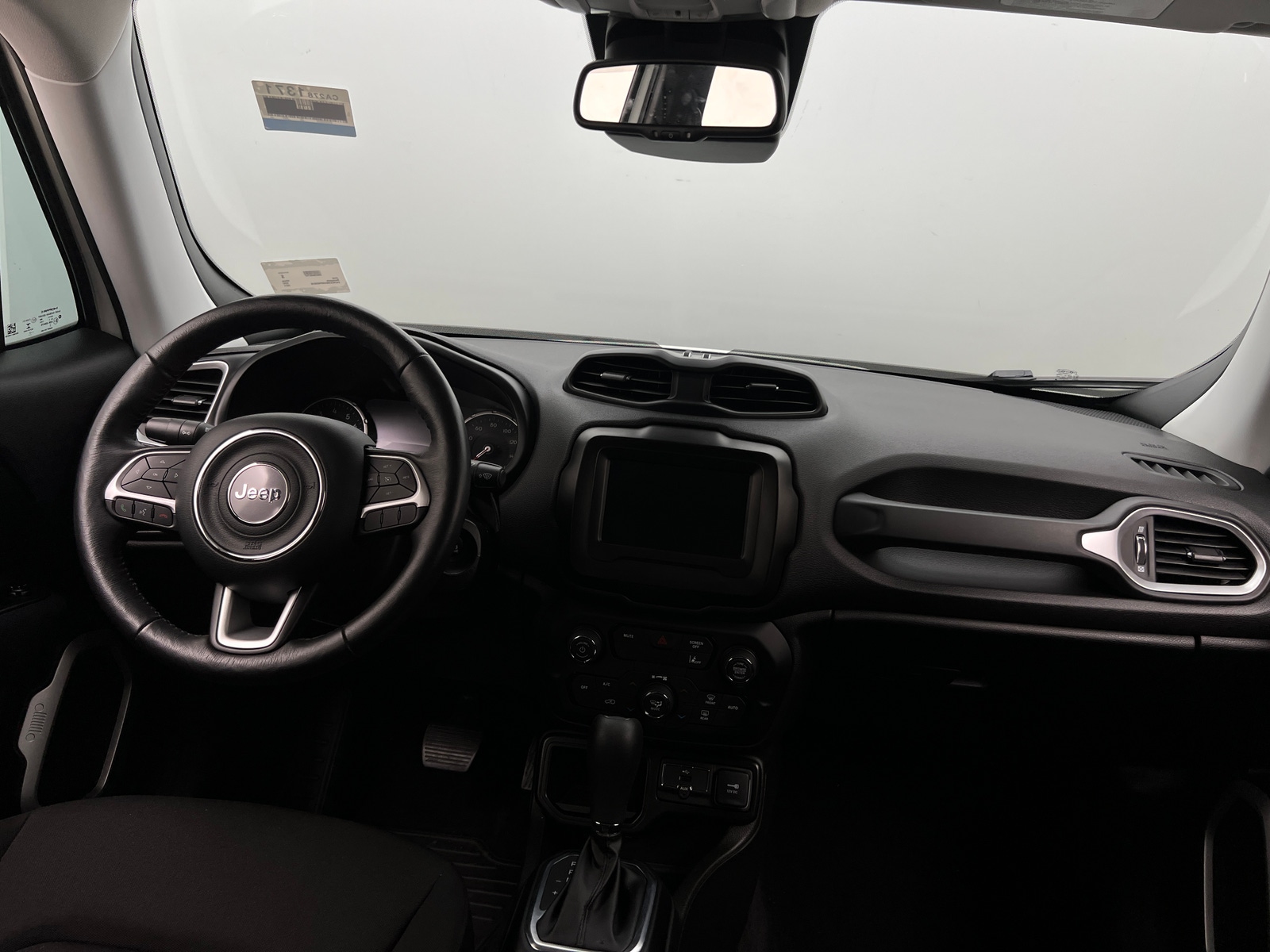 Thumbnail: 2021 Jeep Renegade - 3