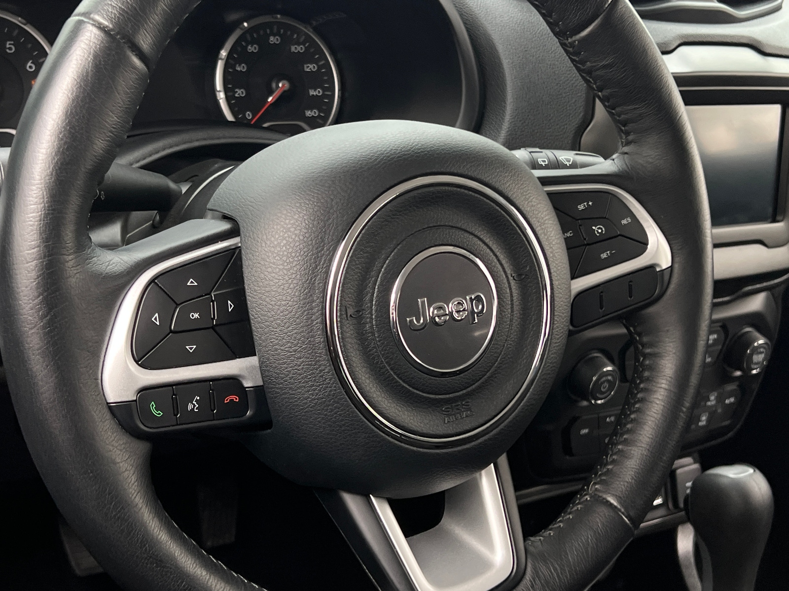 Thumbnail: 2021 Jeep Renegade - 5