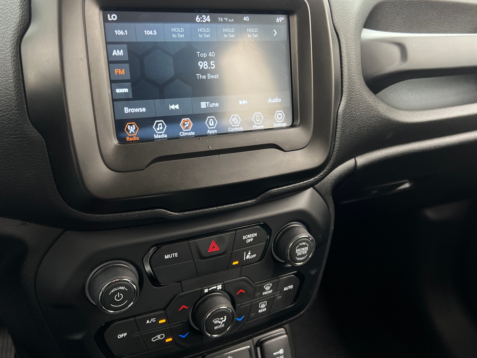 Thumbnail: 2021 Jeep Renegade - 4