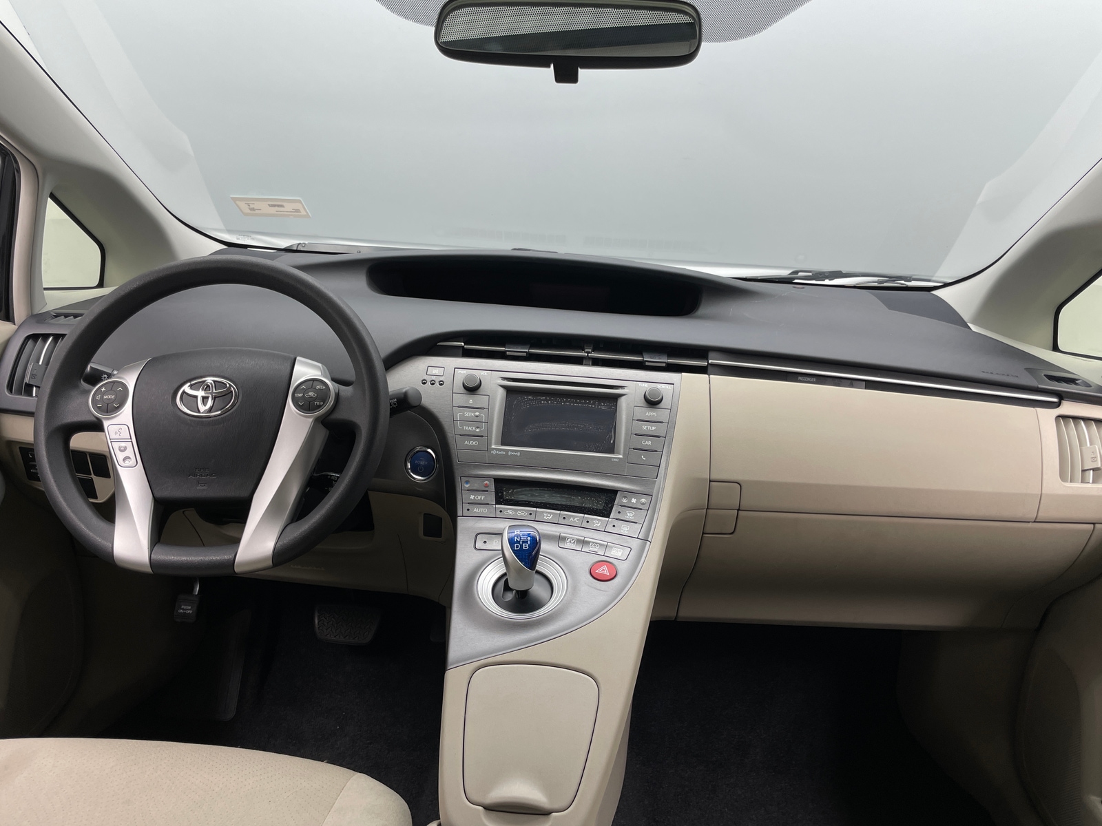 Thumbnail: 2012 Toyota Prius - 3