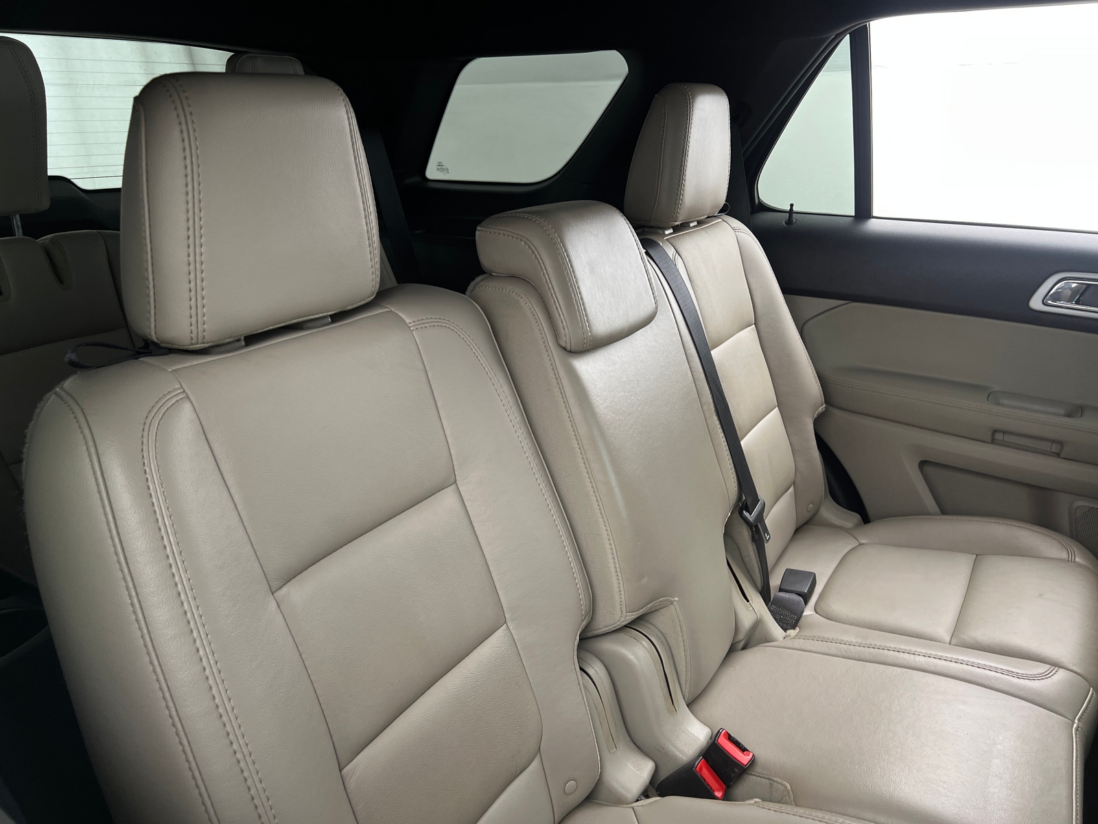 Thumbnail: 2015 Ford Explorer - 5