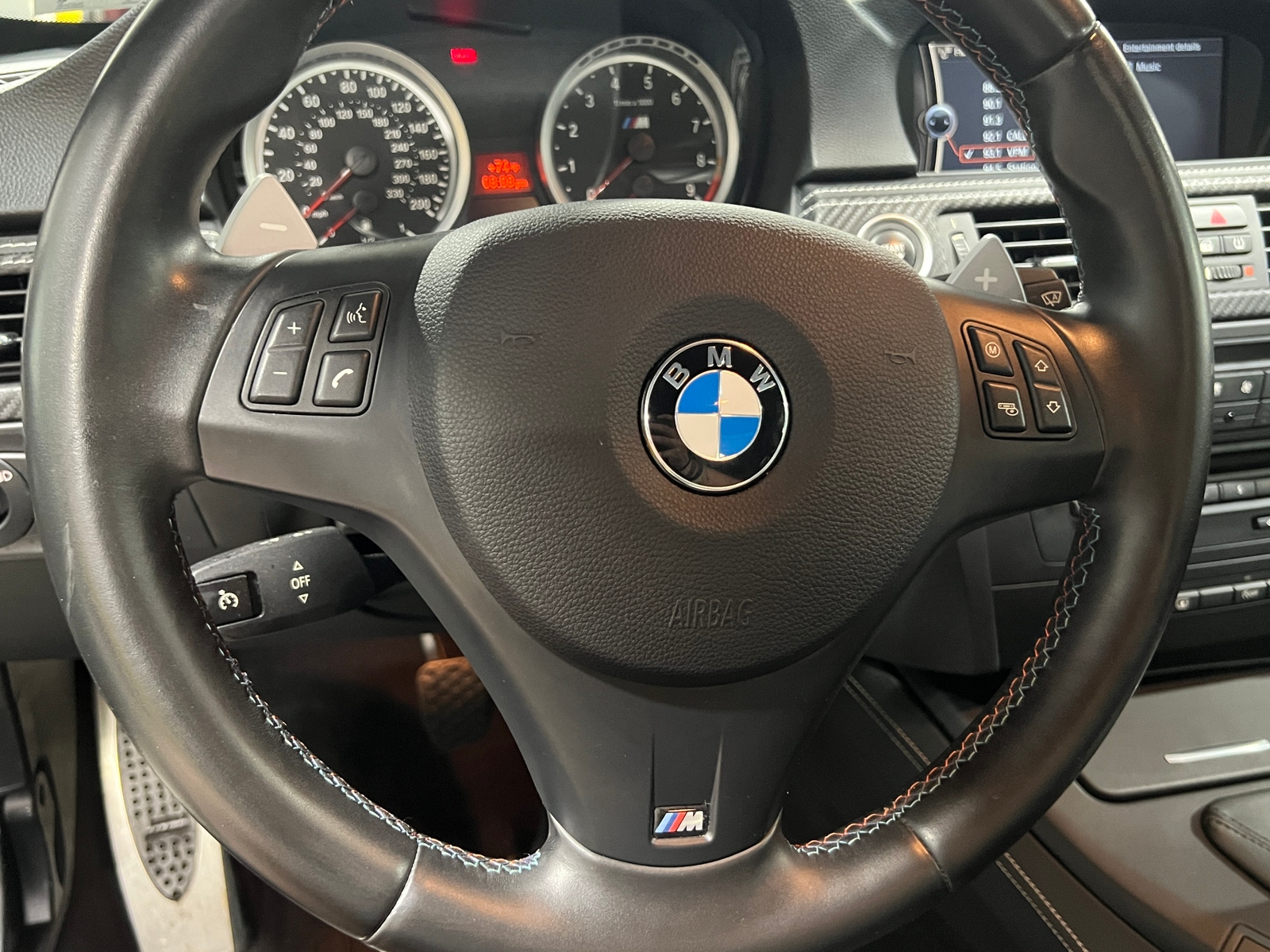Thumbnail: 2013 BMW M3 - 3