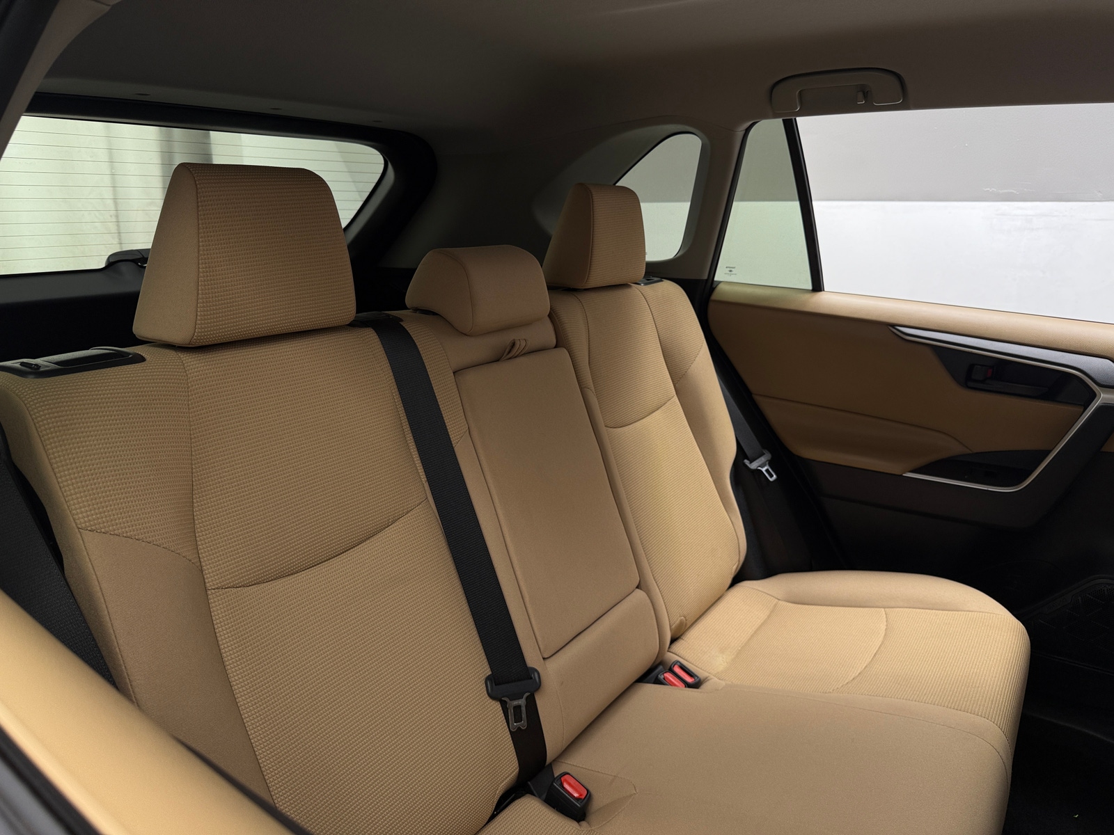 Thumbnail: 2019 Toyota RAV4 - 6