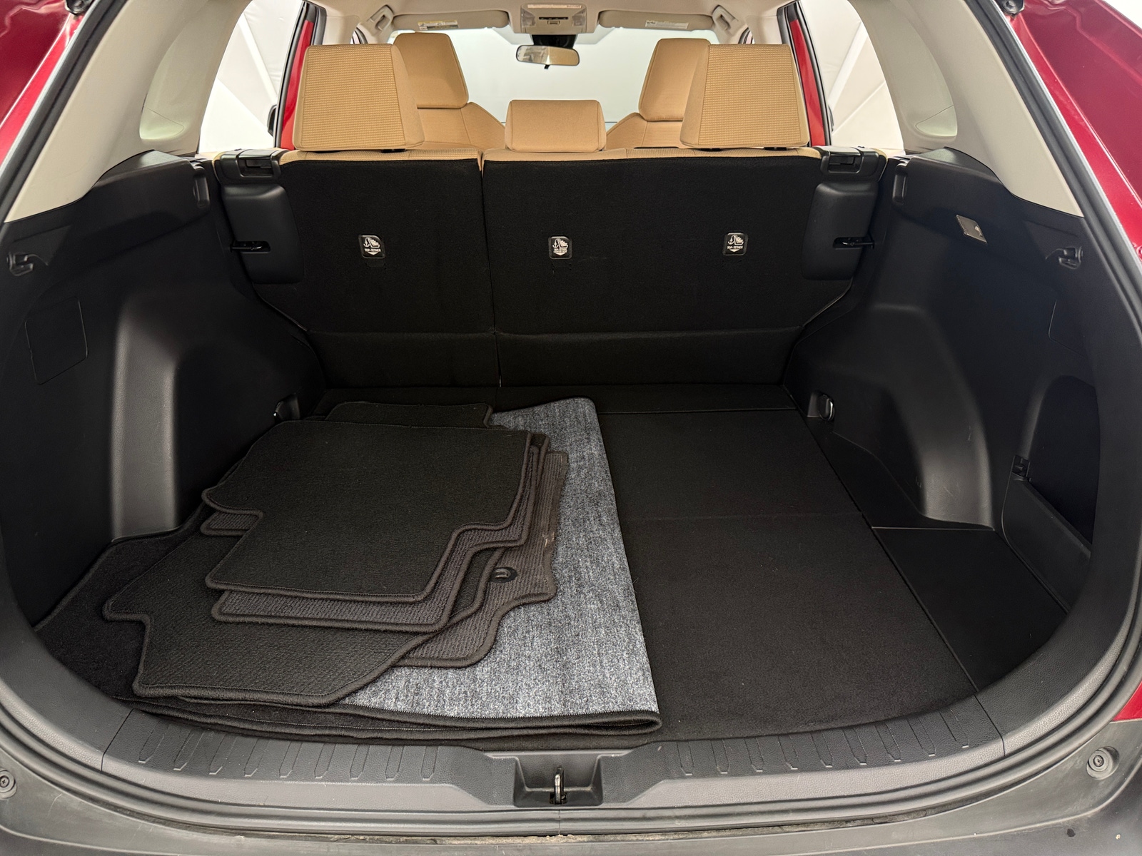Thumbnail: 2019 Toyota RAV4 - 7