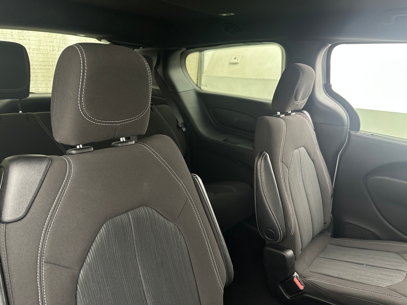 Thumbnail: 2021 Chrysler Pacifica - 6
