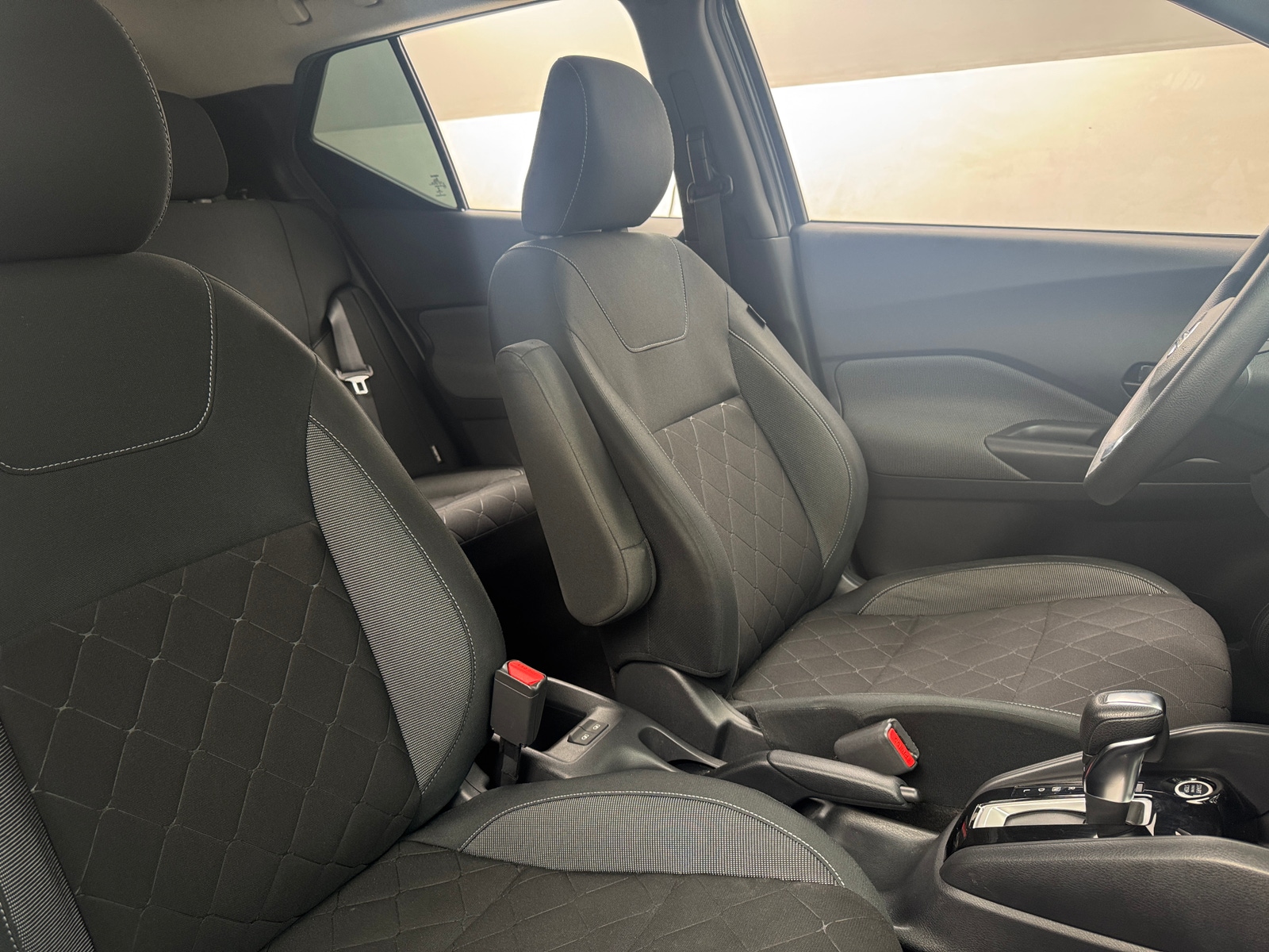Thumbnail: 2020 Nissan Kicks - 2