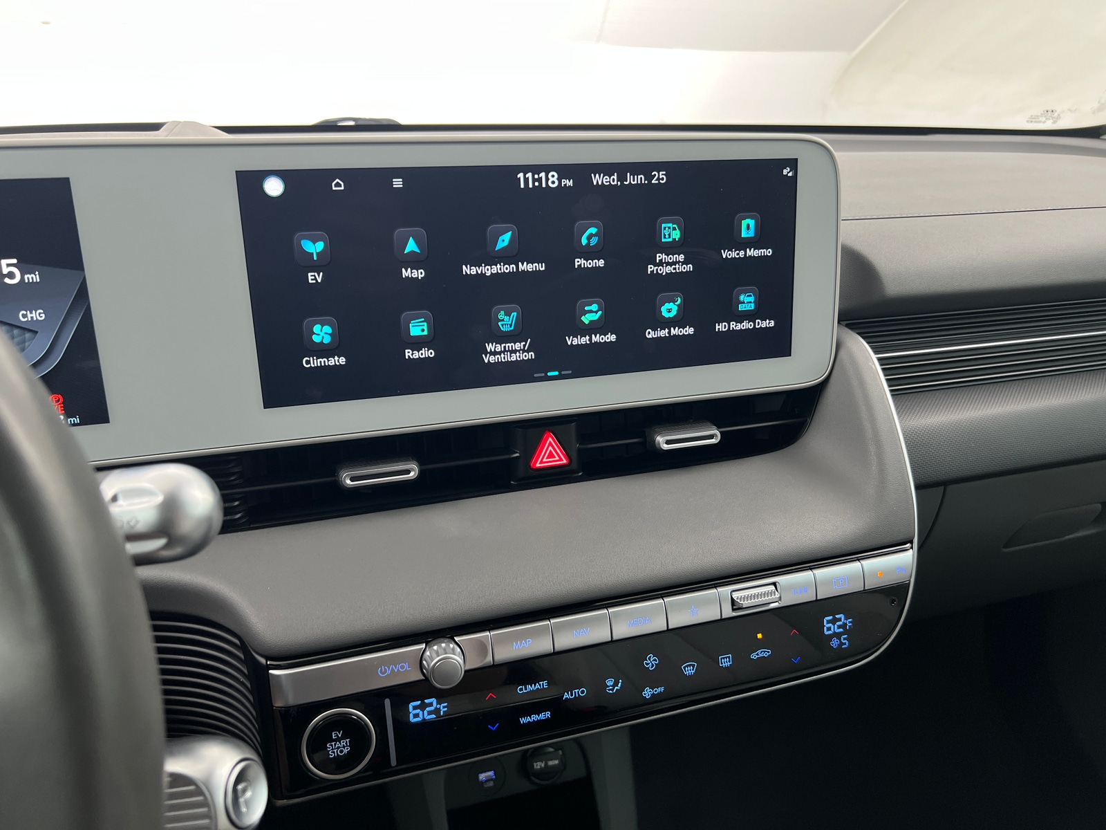 Thumbnail: 2023 Hyundai Ioniq 5 - 3