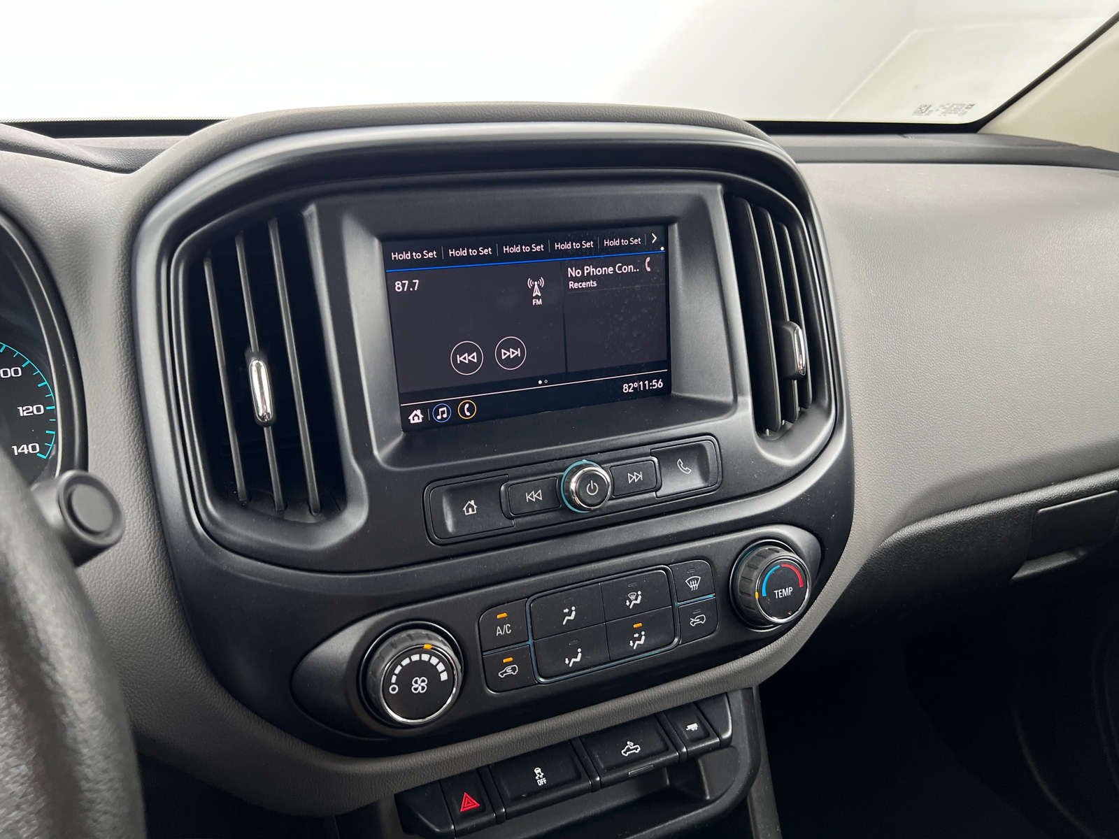 Thumbnail: 2021 Chevrolet Colorado - 3