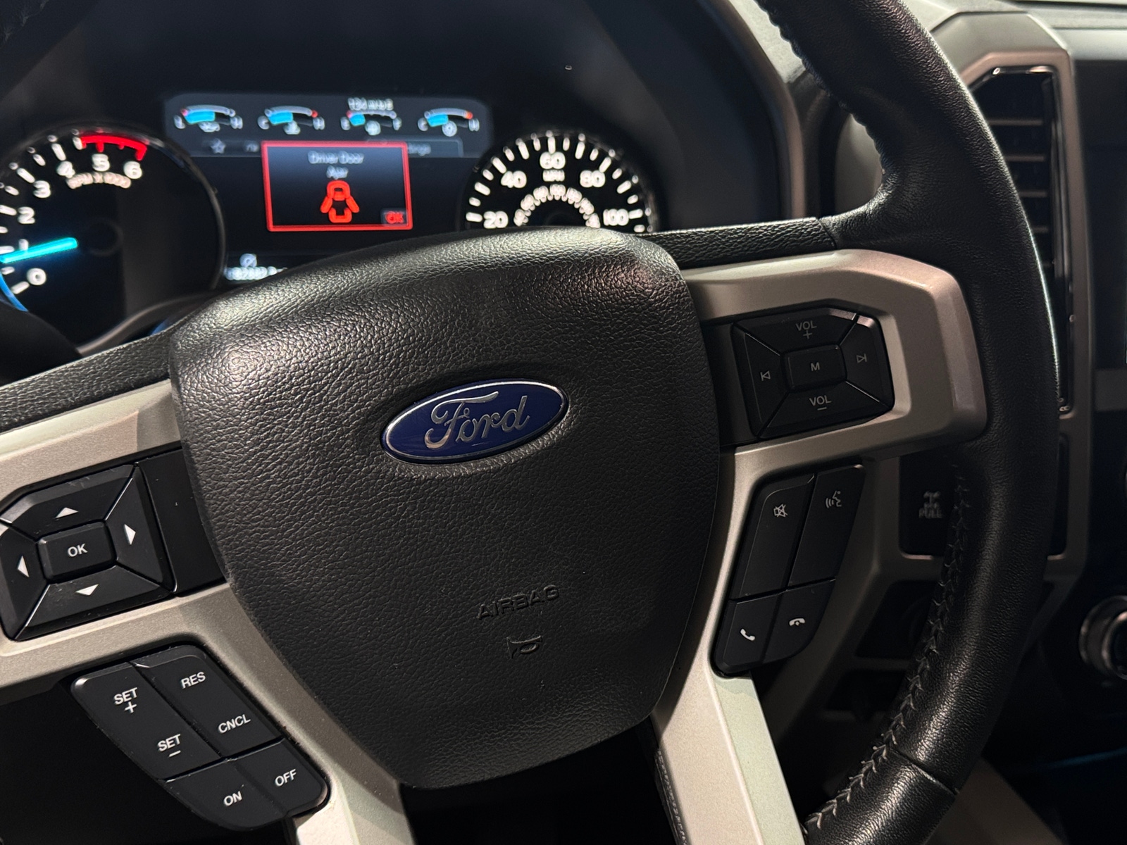Thumbnail: 2018 Ford Econoline - 4