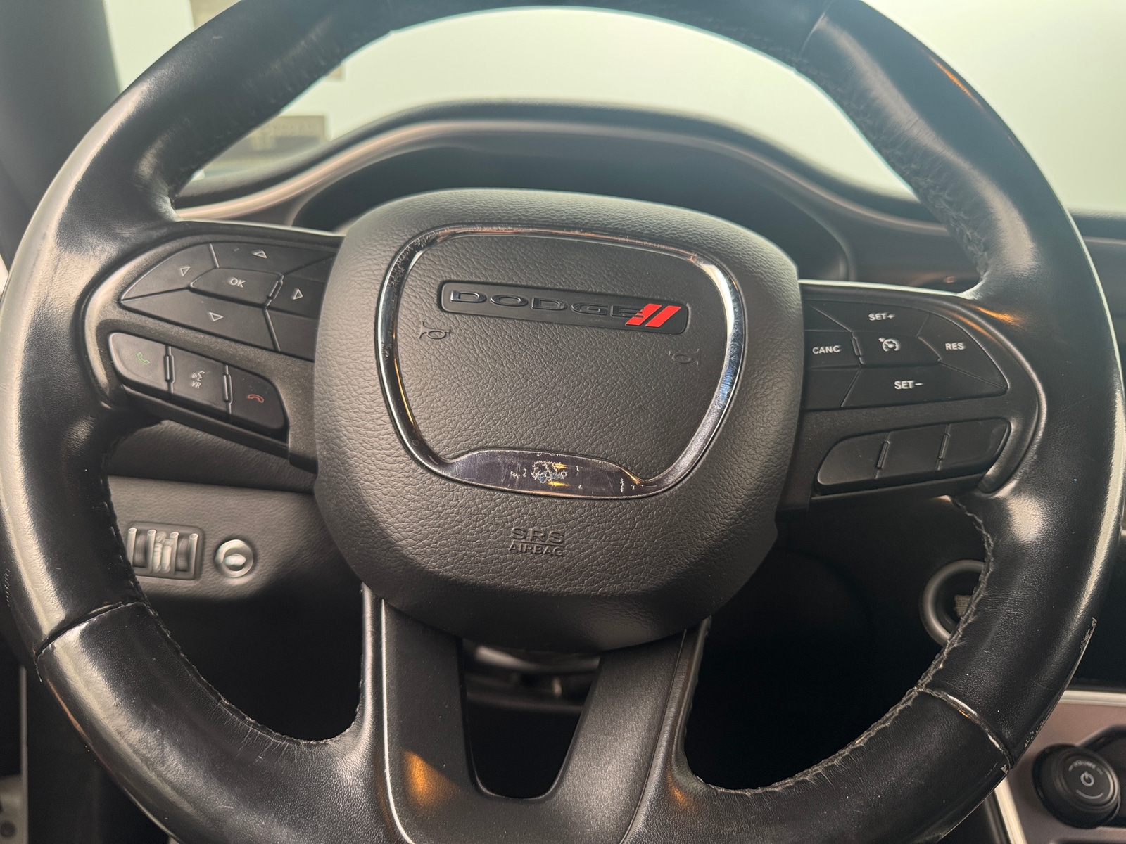Thumbnail: 2019 Dodge Challenger - 4