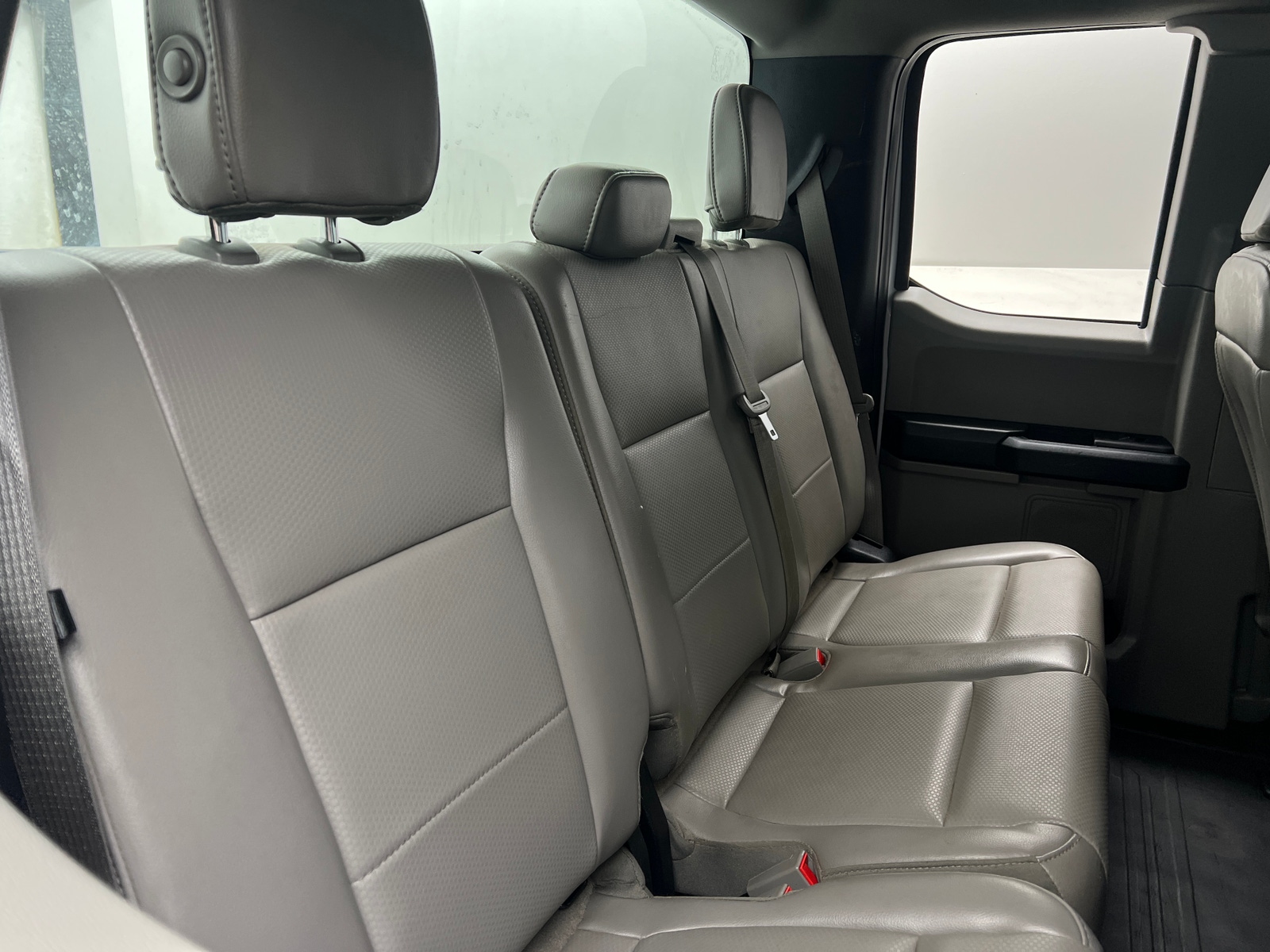 Thumbnail: 2019 Ford Econoline - 6