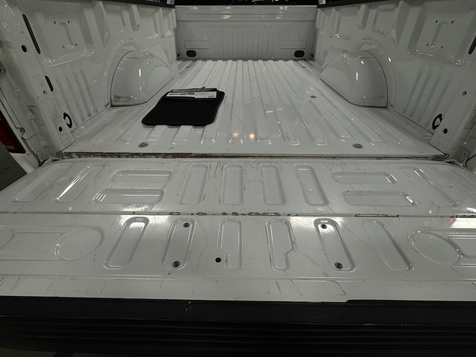 Thumbnail: 2019 Ford Econoline - 7