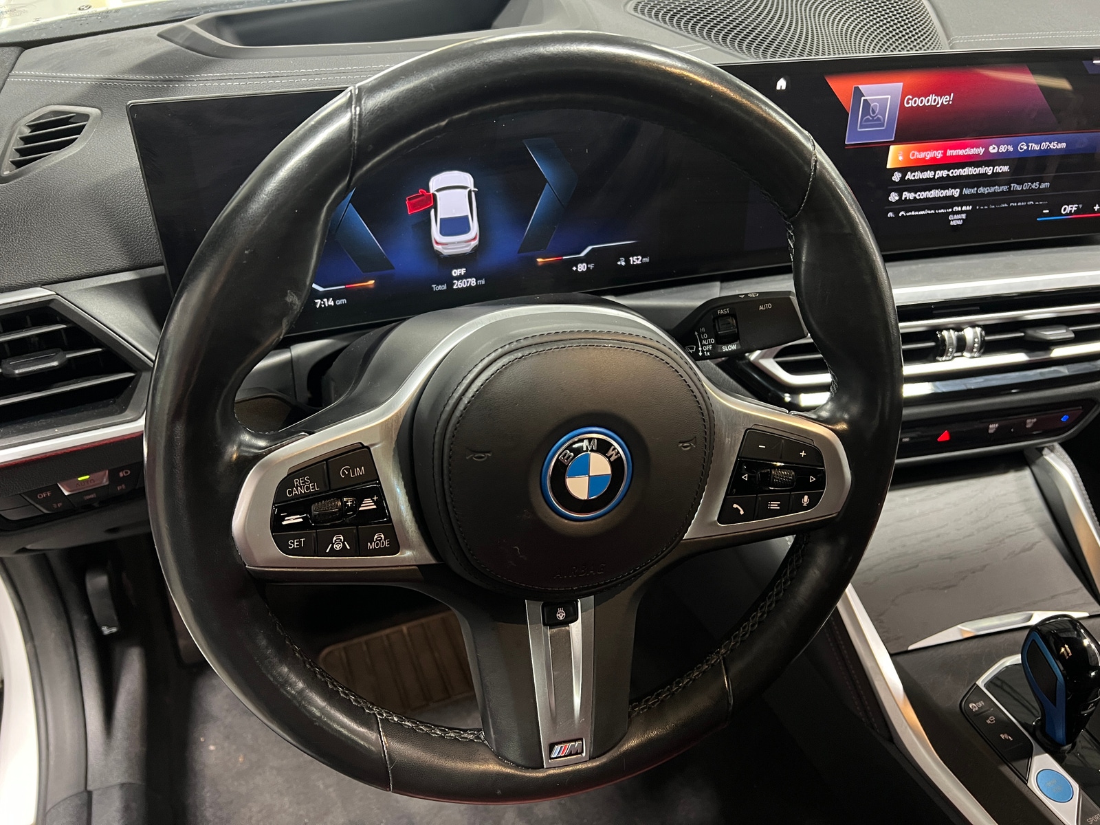 Thumbnail: 2022 BMW i4 - 4