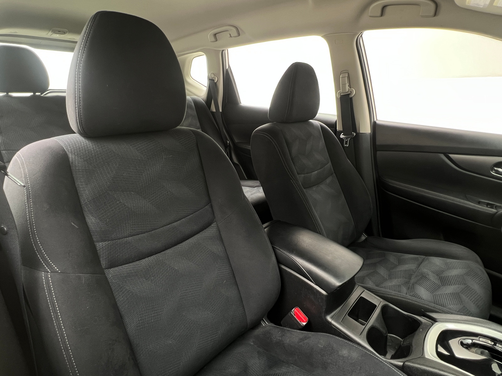 Thumbnail: 2016 Nissan Rogue - 2