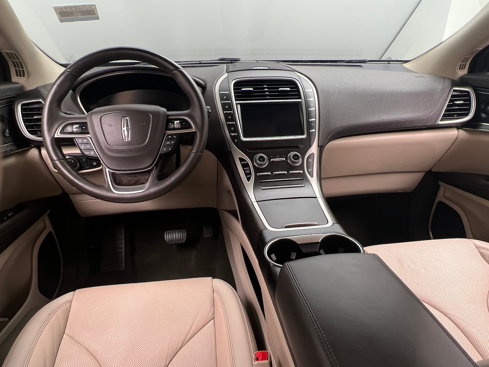 Thumbnail: 2019 Lincoln Nautilus - 2